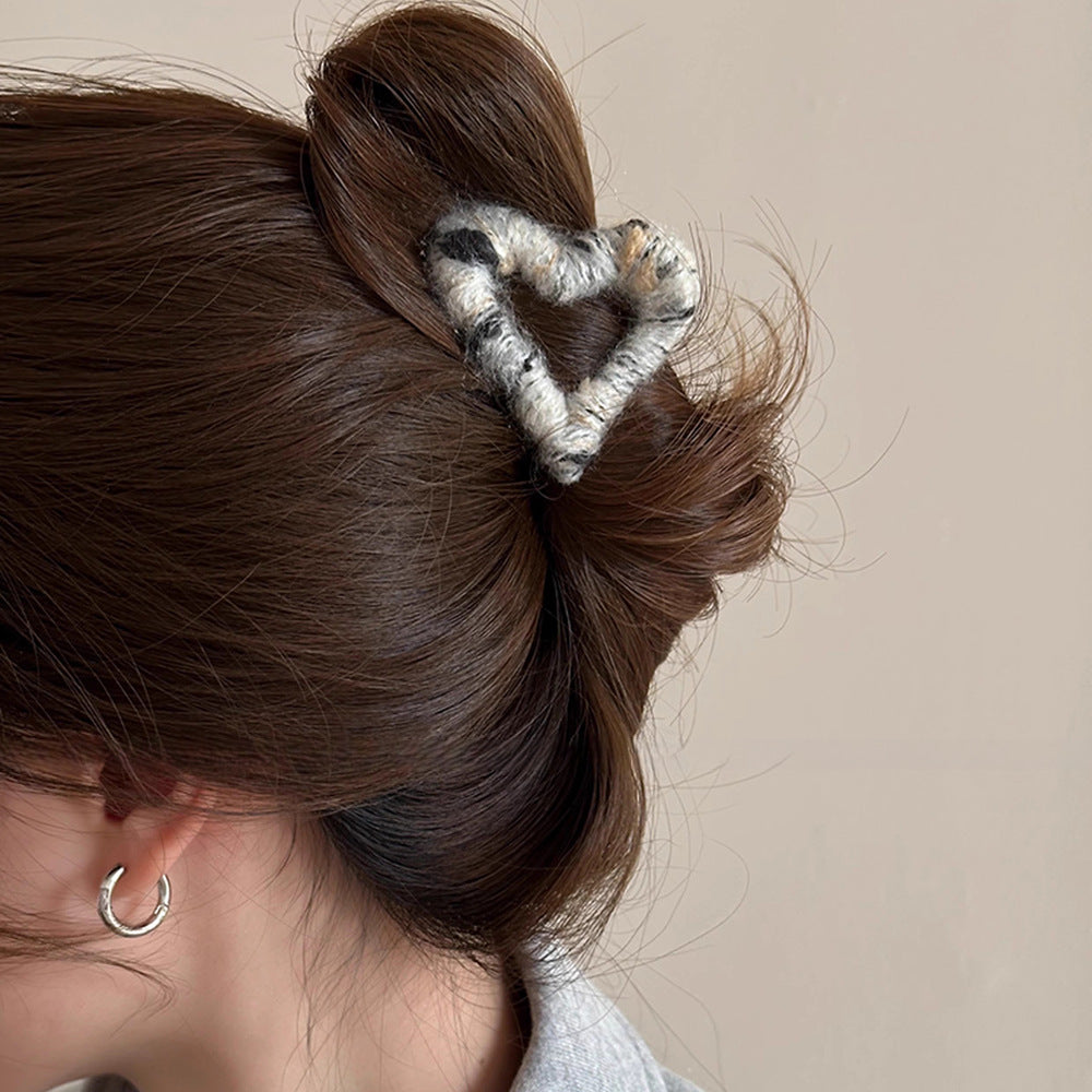 760578435-3
